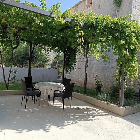 Apartmani Mara Kaštela Εξωτερικό φωτογραφία