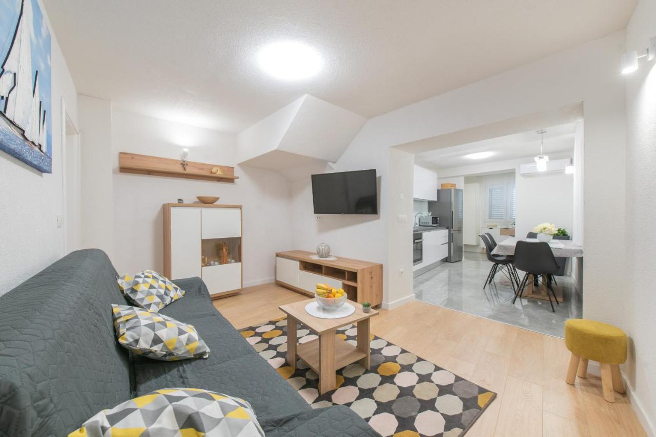 Apartmani Mara Kaštela Εξωτερικό φωτογραφία