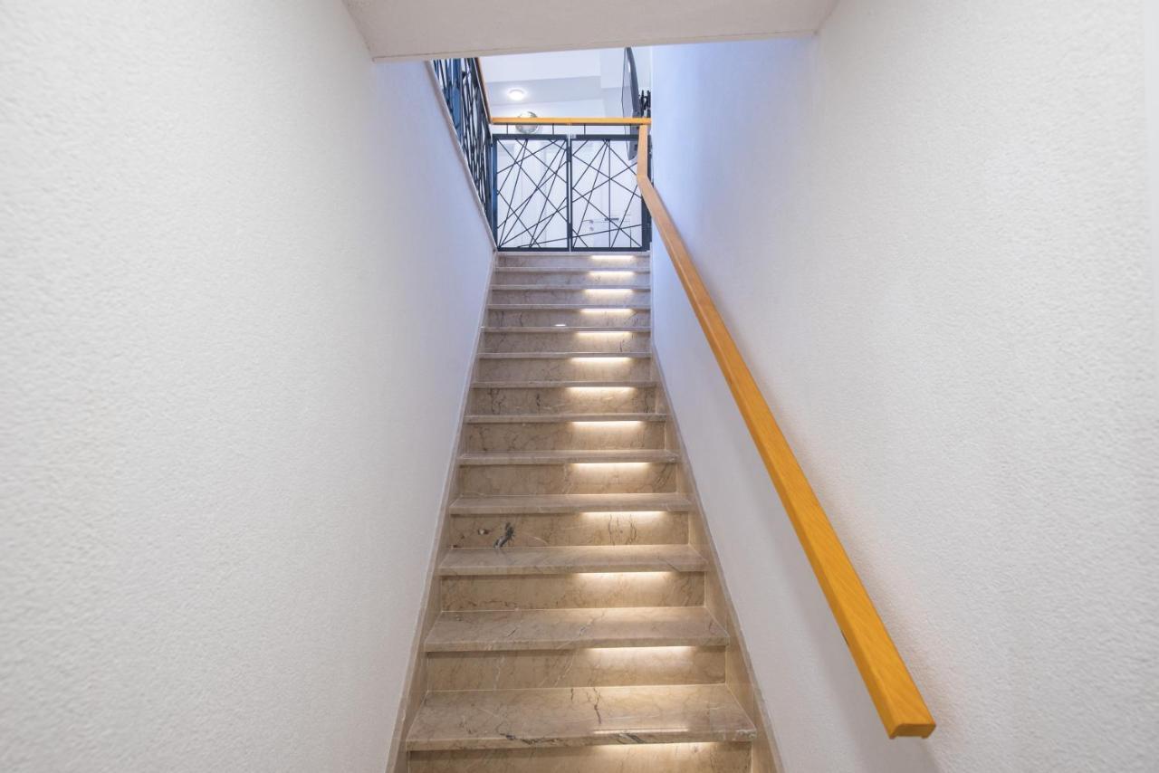 Apartmani Mara Kaštela Εξωτερικό φωτογραφία